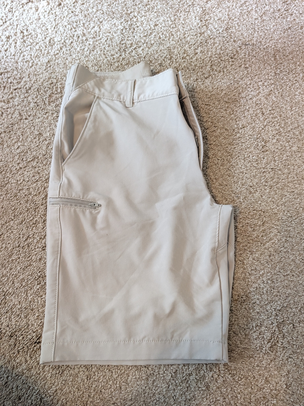 Lee Men's Cargo Shorts in Light Beige